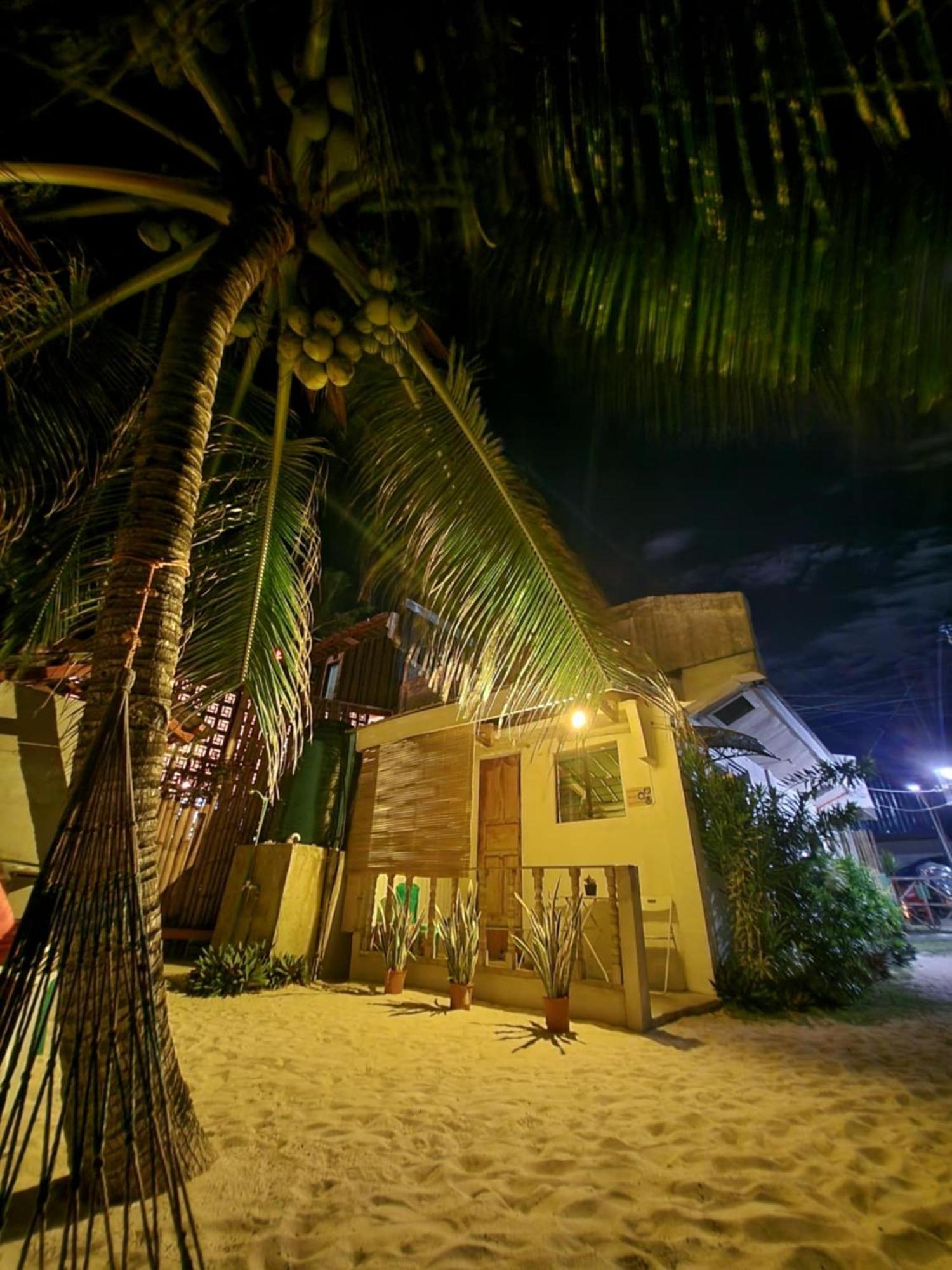 Seashore Inn Сікіхор Екстер'єр фото
